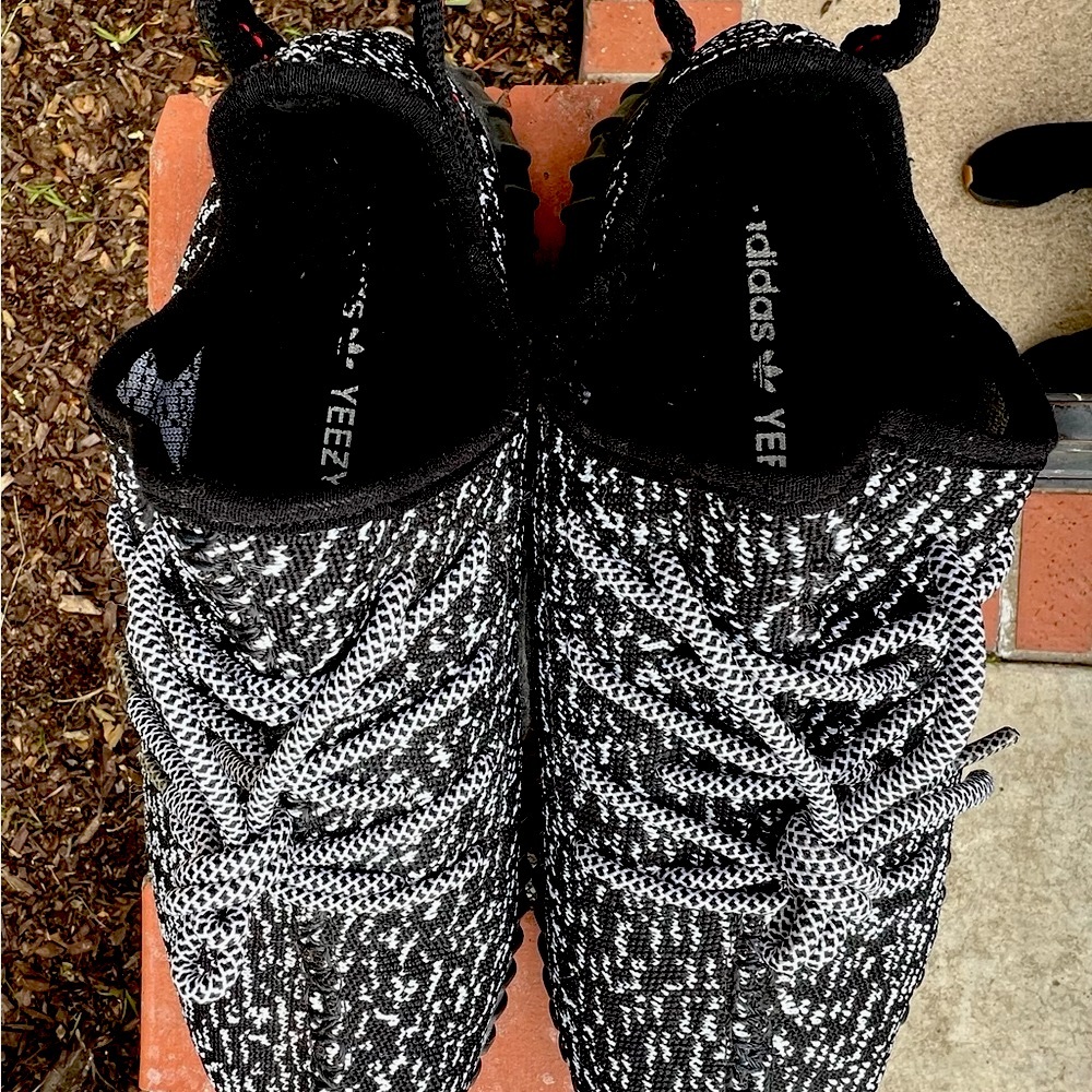 Adidas Yeezy Knit Black and White Shoes (Imitation)